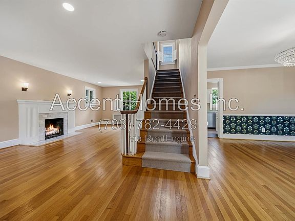 3rd image of 4723 16th St N