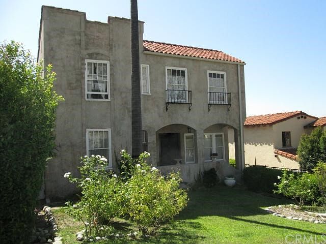 1st image of 709 E Cypress St