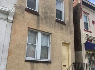 5038 Wayne Ave, Philadelphia, PA