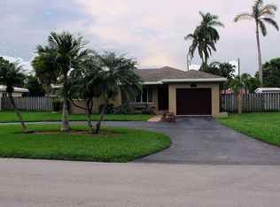 3222 Harrison St, Hollywood, FL 33021