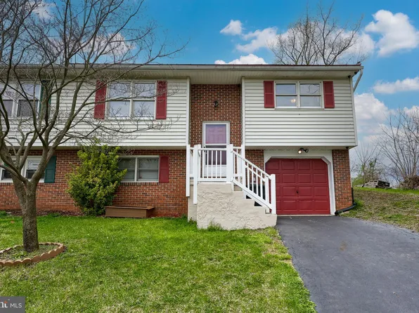 223 Fairfax Dr, Lancaster, PA 17603