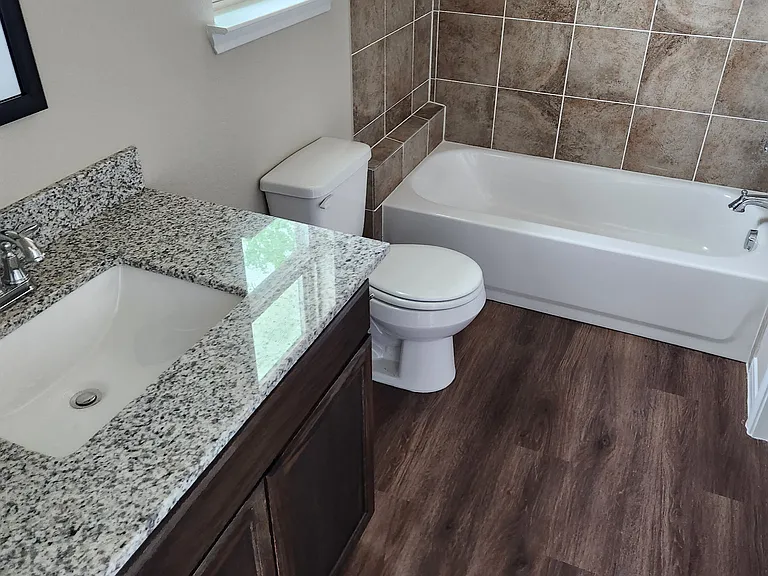 605 Stringer St #A — Photo 10