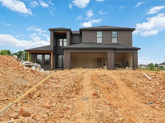 4th image of 949 Red Cedar Pl