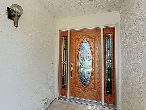 3rd image of 1348 Pepper Tree Dr