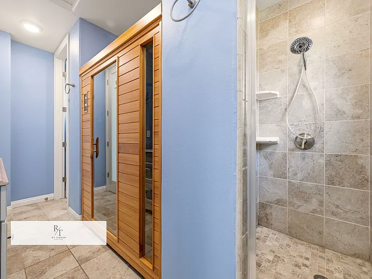 540 N Bardsdale Pl — Photo 44