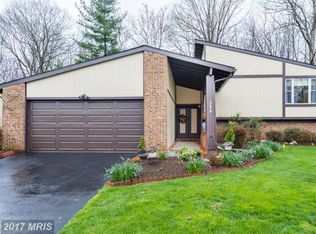 324 Avondale Dr, Sterling, VA 20164