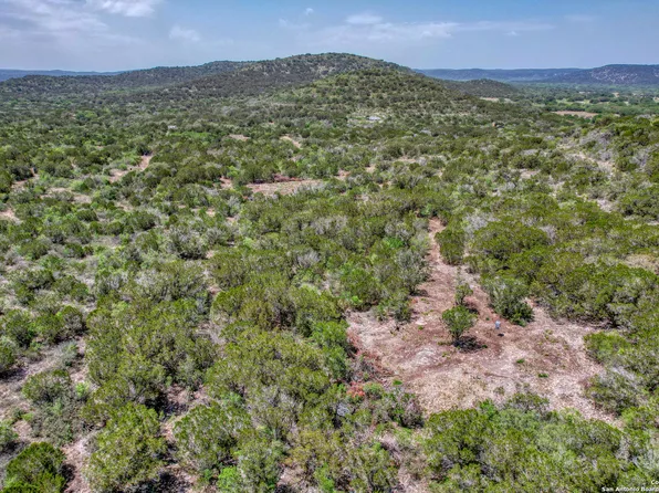 H83N,F127, PRIVATE RD LOT 32, ConCan, TX 78838