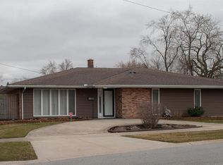 500 River Dr, Munster, IN