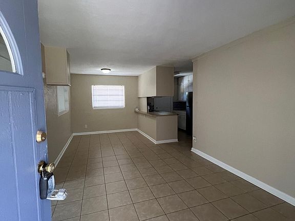 4th image of 1505 DOMAS Drive