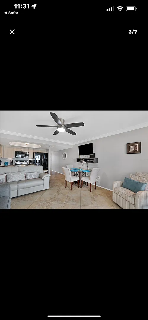 1/1 Fully Furnished Waterfront Condo — Photo 2