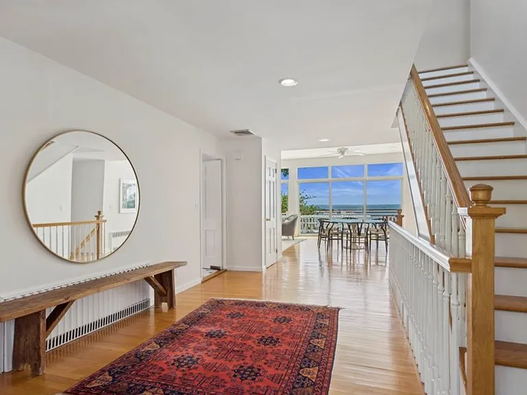 54 Shore Dr — Photo 6