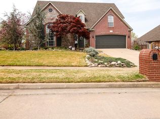 2408 S Redwood Ave, Broken Arrow, OK 74012