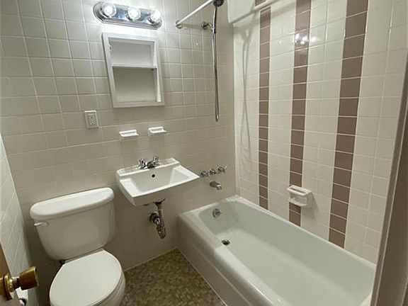 5th image of 180 N Beacon St APT 22