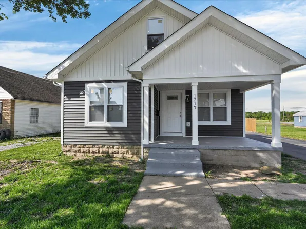 1217 Grace St, Washington Court House, OH 43160