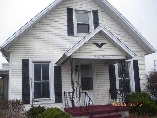 273 S Prospect St photo 1