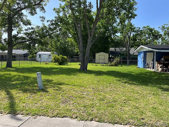 4th image of 1100 Conrad Dr