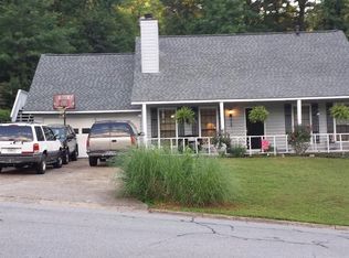 924 Park Forest Dr, Lilburn, GA 30047