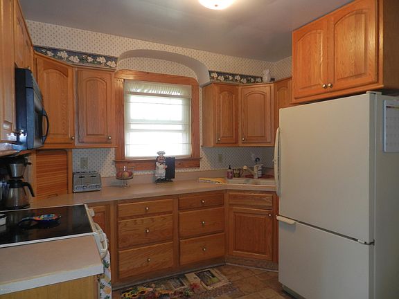 5th image of 308 E Orleans St