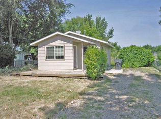 102 W 2nd St N, Middleton, ID 83644