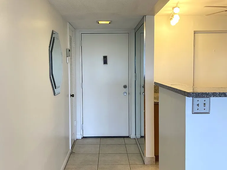 2322 S Cypress Bend Dr #711 — Photo 28
