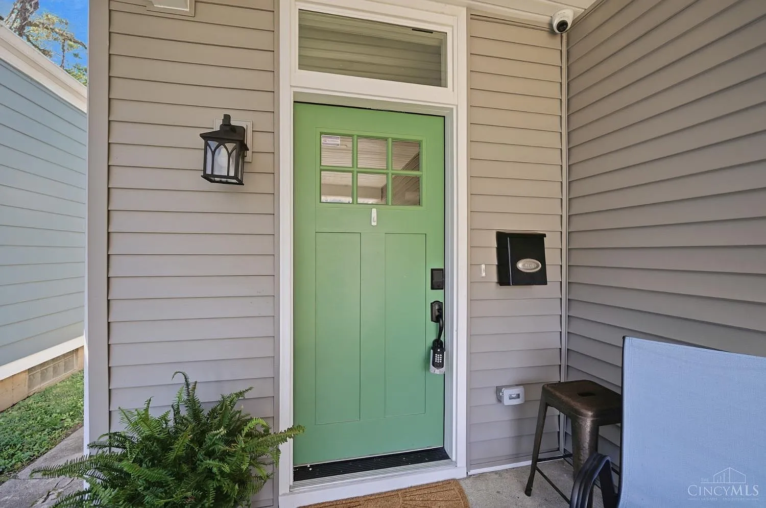 4 bed, 1846 sqft, $3,200 — Photo 3