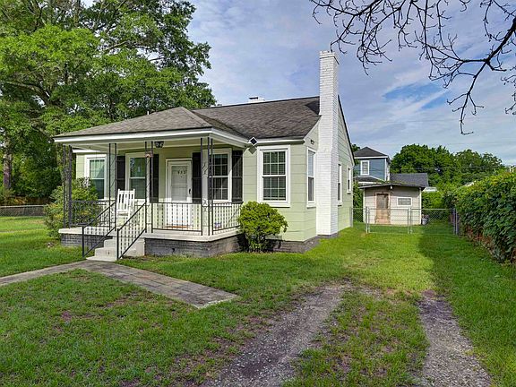3rd image of 953 Texas St