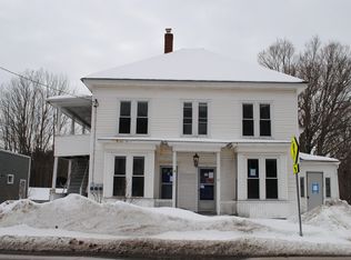 51 Pleasant St, Springvale, ME 04083