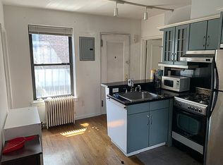 28 Mulberry St #3D, New York, NY 10013