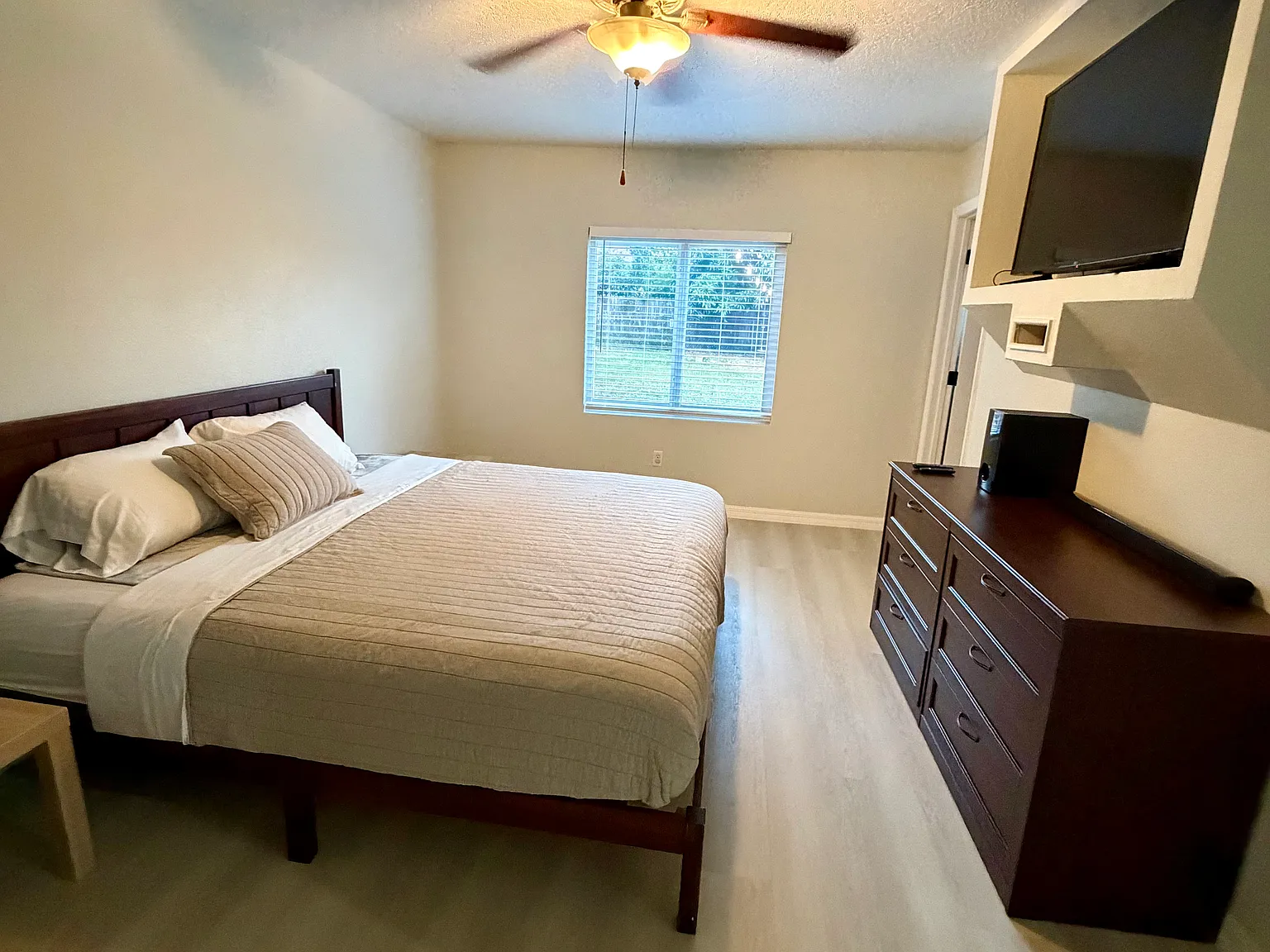 2 bed, $2,650 — Photo 3