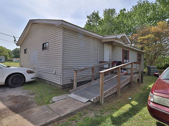 5th image of 319 Wayne Ave