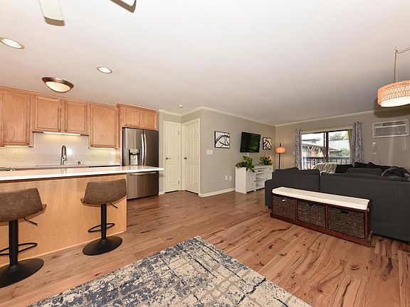 5th image of 1108 N Milwaukee STREET #357