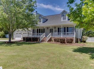 155 Holcombe Rd, Simpsonville, SC 29680