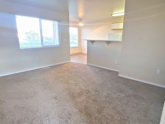 4th image of 644 Windemere Dr APT 104