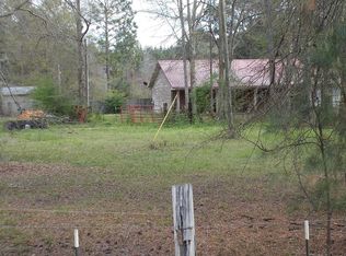 703 Buck Creek Rd, Richton, MS 39476