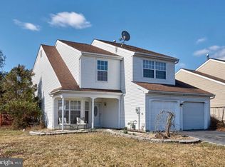 4 Bailly Dr, Burlington, NJ 08016