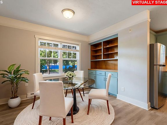 4th image of 933 W 13th Ave