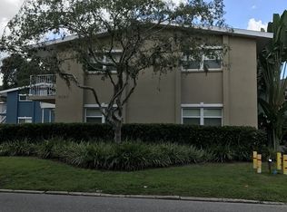 2050 Arlington St APT 204, Sarasota, FL 34239