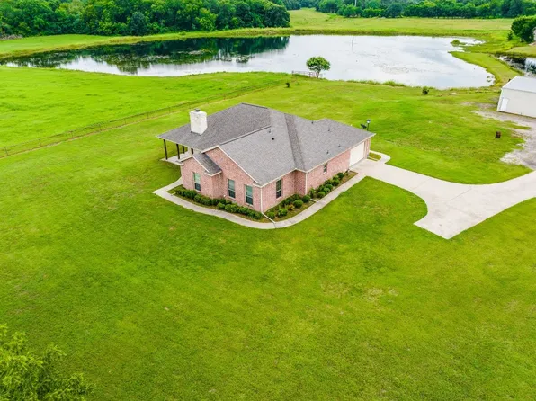 111 Clopton Lake Rd, Waxahachie, TX 75165