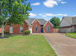 8224 Blue Lagoon Dr, Bartlett, TN 38002