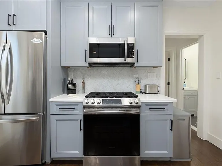 8 Cross St #1 — Photo 13