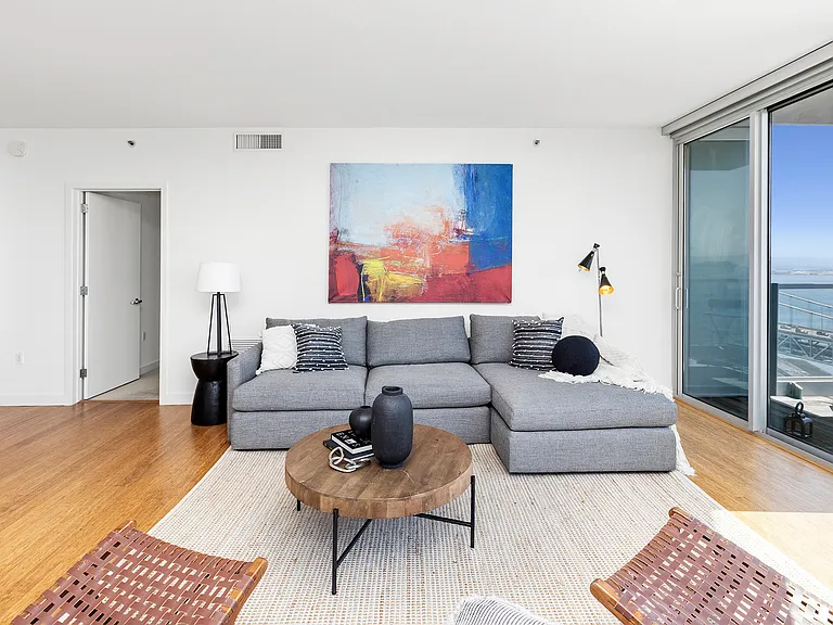 338 Spear St #31E — Photo 6