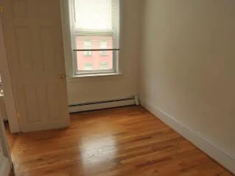 903 Park Ave #3 — Photo 7