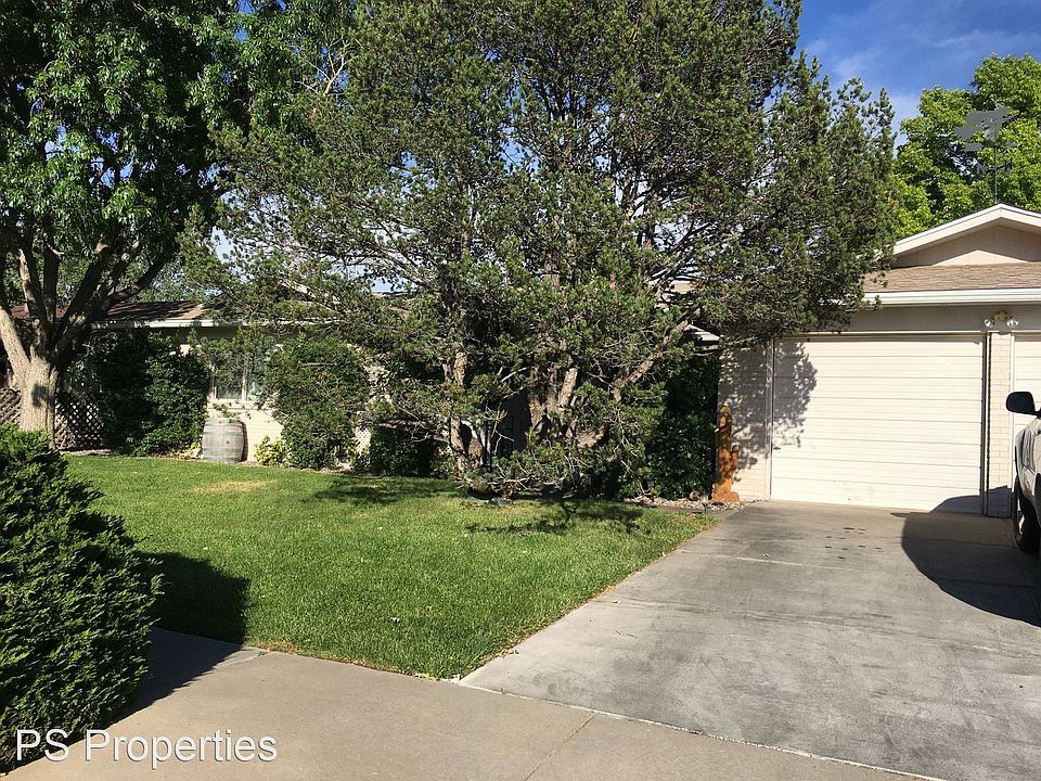 1st image of 9716 Lona Ln NE