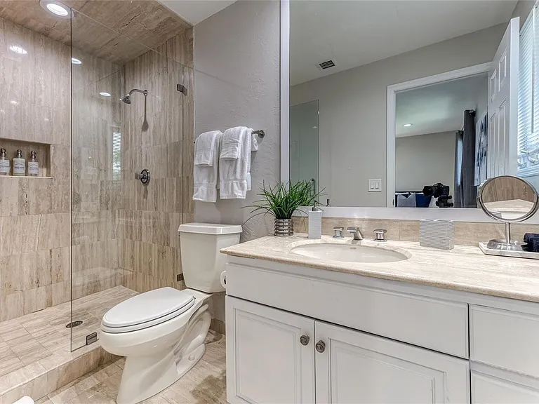 616 1st Key Dr — Photo 36