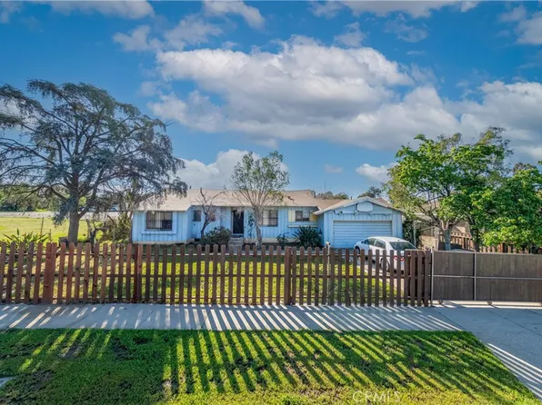 14756 Wolfskill St, Mission Hills, CA 91345