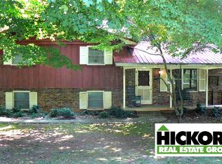 2132 24th St NE, Hickory, NC 28601