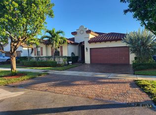 15310 SW 176th Ln, Miami, FL 33187