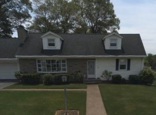 234 Hilltop Rd, Cumberland, RI 02864