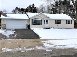 9405 Madelyn Ct, Rothschild, WI 54474