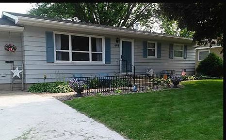 1st image of 609 14th St SE